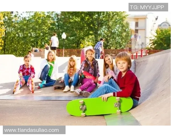 李芳专访：探寻滑板运动背后的成功秘诀与成长之路