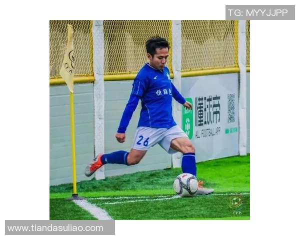 西服足球：优雅与激情的完美结合，重新定义现代运动风尚